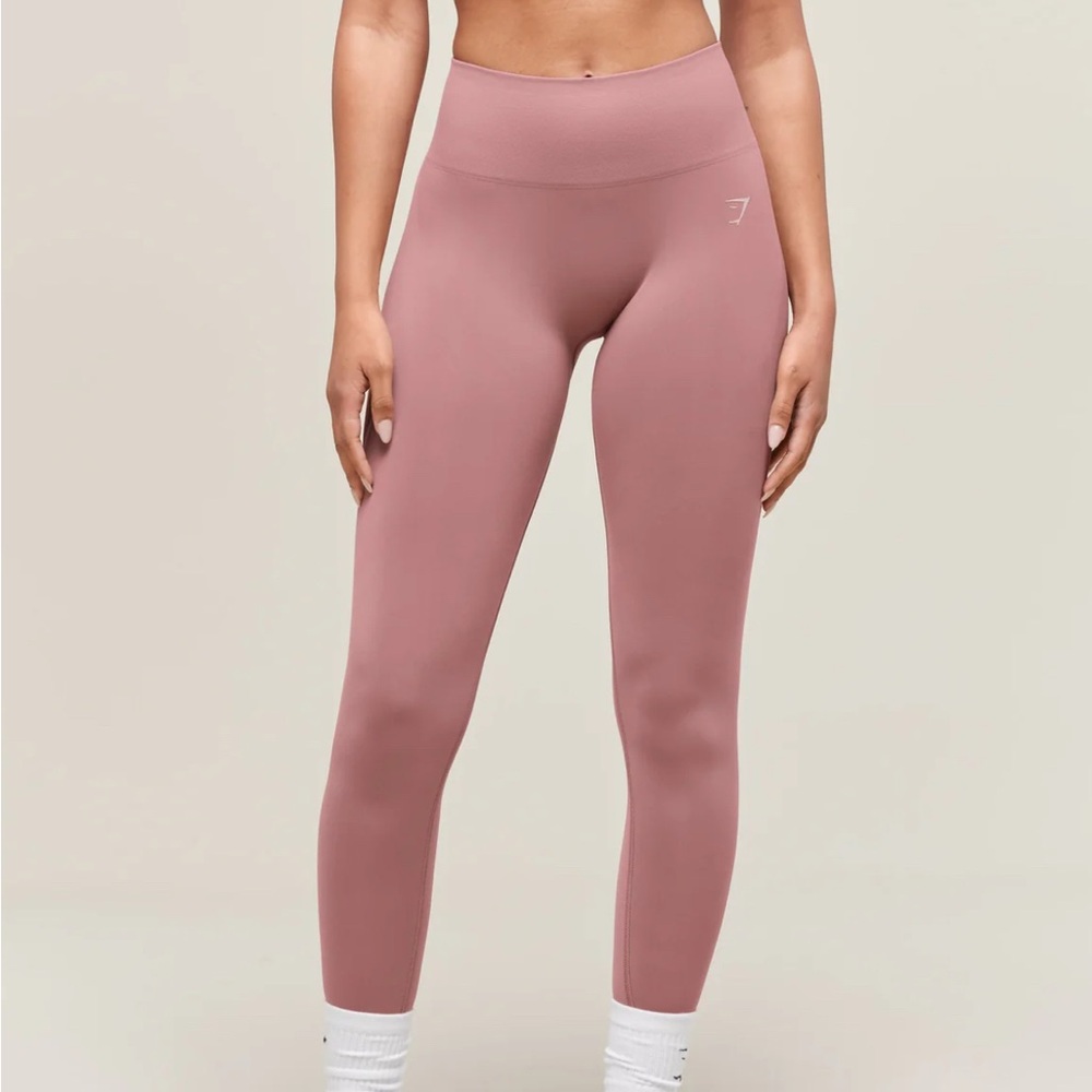 Gymshark Light Pink Leggings - Picture 9 of 10